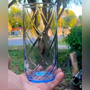 😀🔥(2) LIBBEY ELECTRIC BLUE GLASSES W/SWIRL DESIGN TEA/LEMONADE 🔥😀